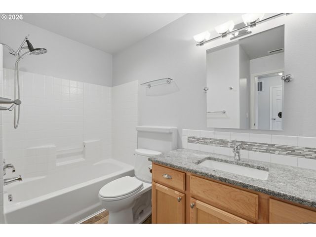 804 N 26TH Ave, Cornelius, OR 97113