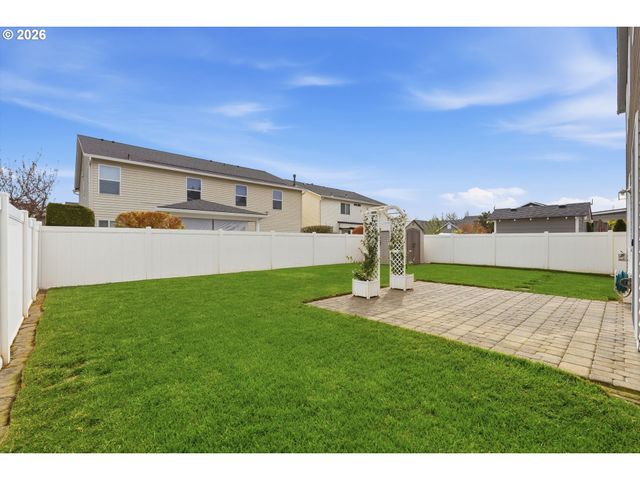 804 N 26TH Ave, Cornelius, OR 97113