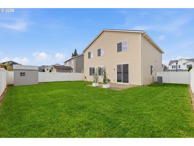 804 N 26TH Ave, Cornelius, OR 97113