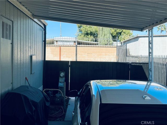 1155 S Riverside Avenue 25, Rialto, CA 92376