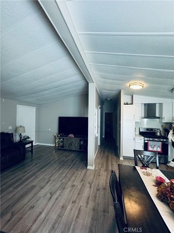 1155 S Riverside Avenue 25, Rialto, CA 92376