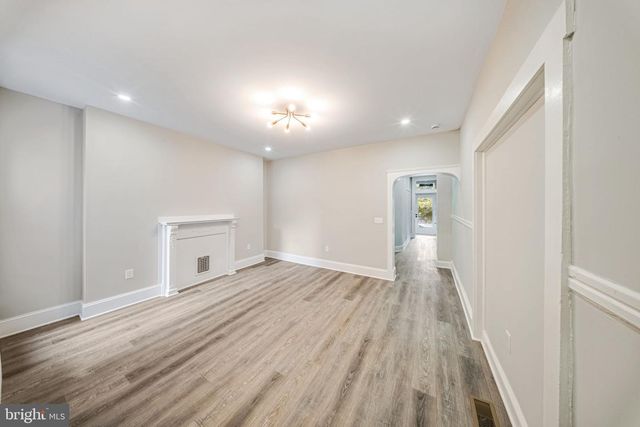 2617 N CALVERT ST, Baltimore, MD 21218