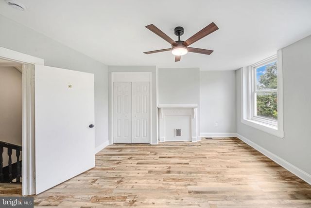 2617 N CALVERT ST, Baltimore, MD 21218