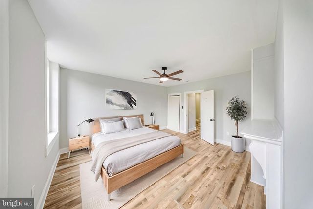 2617 N CALVERT ST, Baltimore, MD 21218