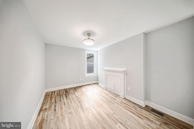 2617 N CALVERT ST, Baltimore, MD 21218