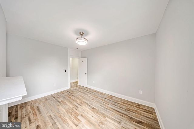 2617 N CALVERT ST, Baltimore, MD 21218