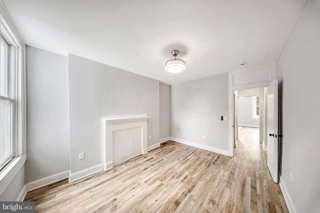 2617 N CALVERT ST, Baltimore, MD 21218