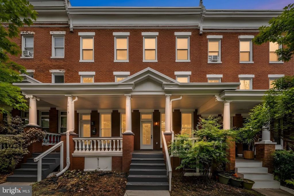 2617 N CALVERT ST, Baltimore, MD 21218