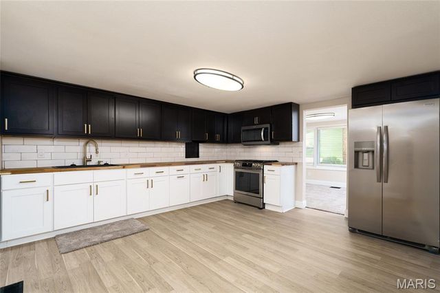 1010 Lebanon Road, Collinsville, IL 62234