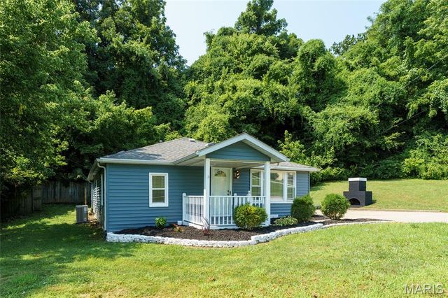 1010 Lebanon Road, Collinsville, IL 62234