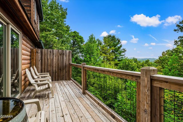 4160 Chamberlain Lane, Sevierville, TN 37862