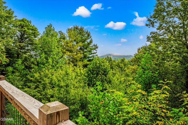 4160 Chamberlain Lane, Sevierville, TN 37862
