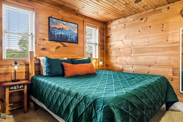 4160 Chamberlain Lane, Sevierville, TN 37862