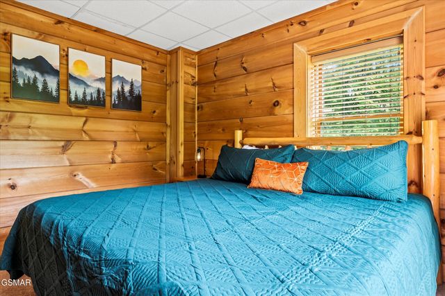 4160 Chamberlain Lane, Sevierville, TN 37862