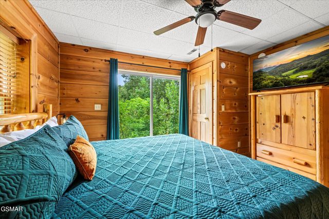 4160 Chamberlain Lane, Sevierville, TN 37862