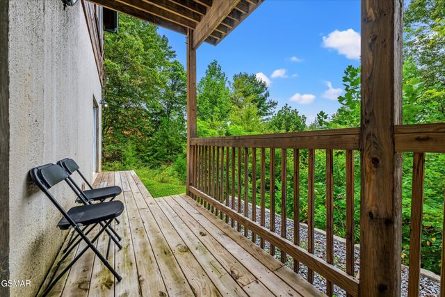 4160 Chamberlain Lane, Sevierville, TN 37862