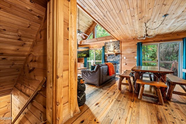 4160 Chamberlain Lane, Sevierville, TN 37862