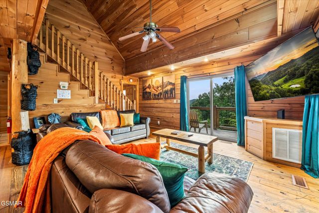 4160 Chamberlain Lane, Sevierville, TN 37862