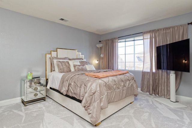 15109 15109 Shining Star Ln, San Leandro, CA 94579