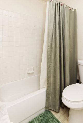 15109 15109 Shining Star Ln, San Leandro, CA 94579