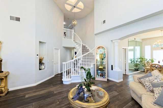 15109 15109 Shining Star Ln, San Leandro, CA 94579