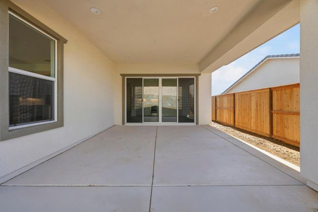 4530 Dewey Oak Dr, Folsom, CA 95630