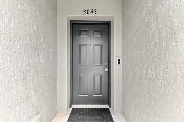 3043 Grandiflora Drive, Greenacres, FL 33467