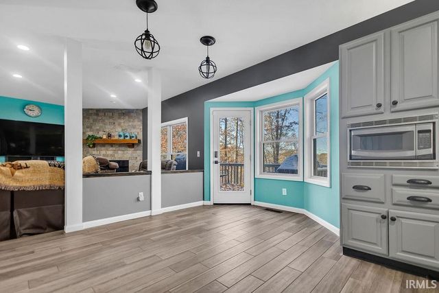 1004 W Burma Road, Bloomington, IN 47404