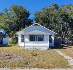 500 MASSACHUSETTS AVENUE, St Cloud, FL 34769