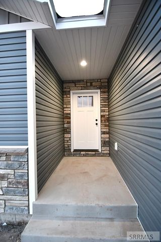 4042 E 152 N, Rigby, ID 83442