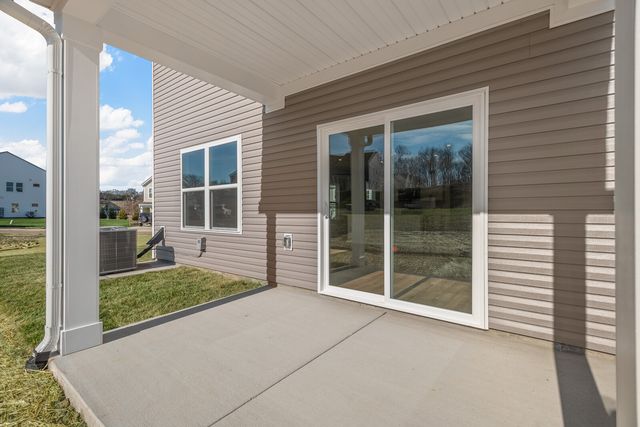 2128 Cheltenham Place, Columbia, TN 38401