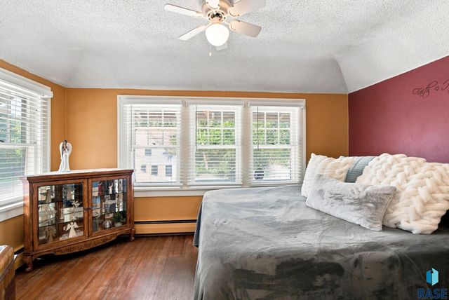 607 N Summit Ave Avenue, Sioux Falls, SD 57104