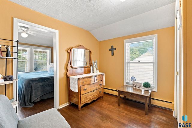 607 N Summit Ave Avenue, Sioux Falls, SD 57104