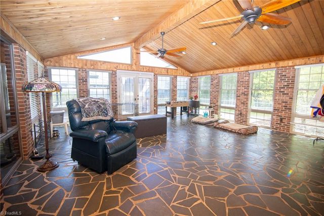 1110 Coon Road, Pinnacle, NC 27043