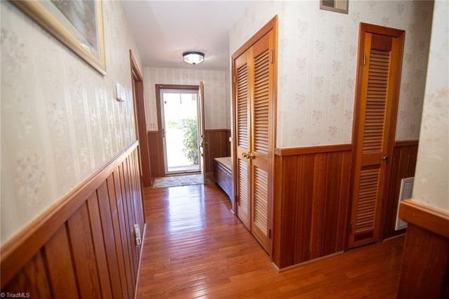 1110 Coon Road, Pinnacle, NC 27043
