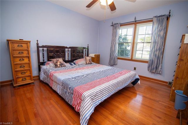 1110 Coon Road, Pinnacle, NC 27043