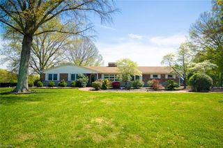 1110 Coon Road, Pinnacle, NC 27043
