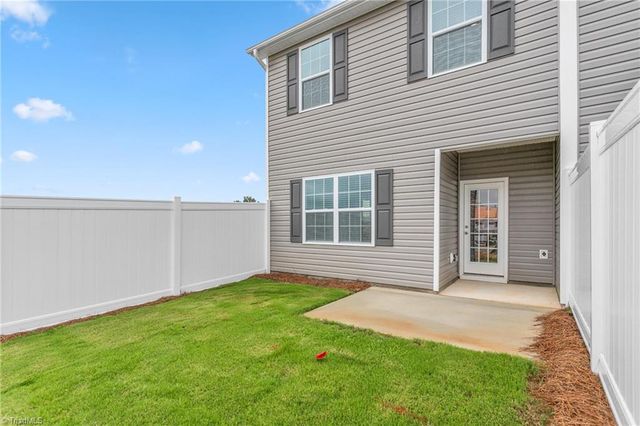 1193 Evelynnview Lane, Kernersville, NC 27284