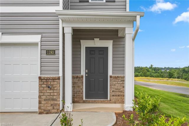1193 Evelynnview Lane, Kernersville, NC 27284
