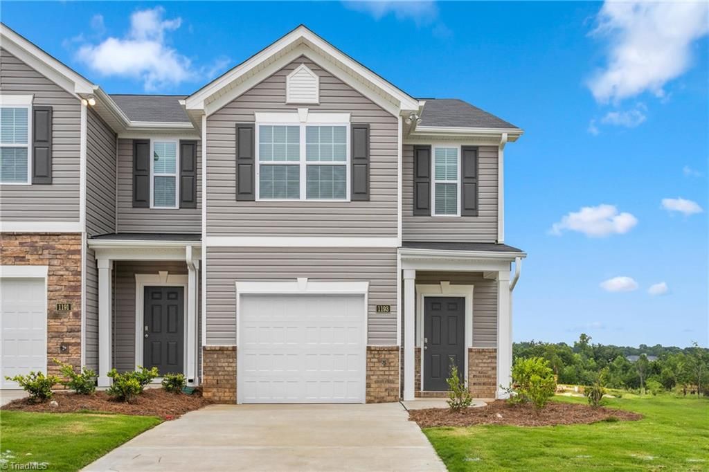 1193 Evelynnview Lane, Kernersville, NC 27284