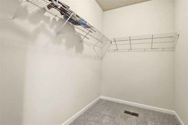 306 Trafalgar Sq, Cranberry Twp, PA 16066