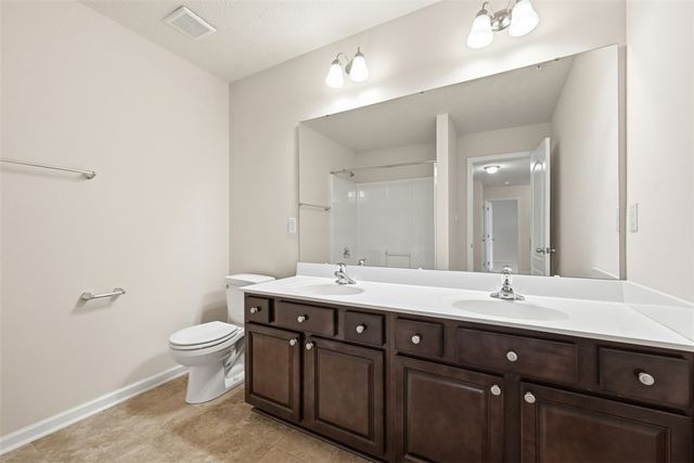 306 Trafalgar Sq, Cranberry Twp, PA 16066