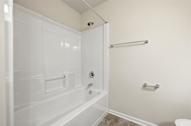 306 Trafalgar Sq, Cranberry Twp, PA 16066