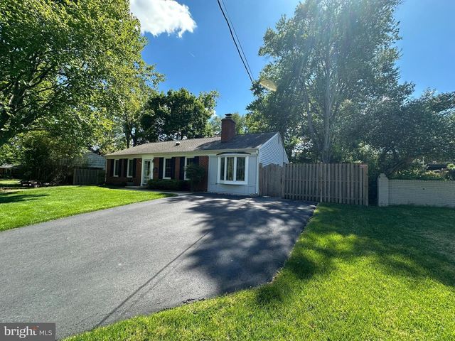 3609 EMBASSY LN, Fairfax, VA 22030