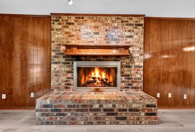 3905 Palomino Drive, Benbrook, TX 76116