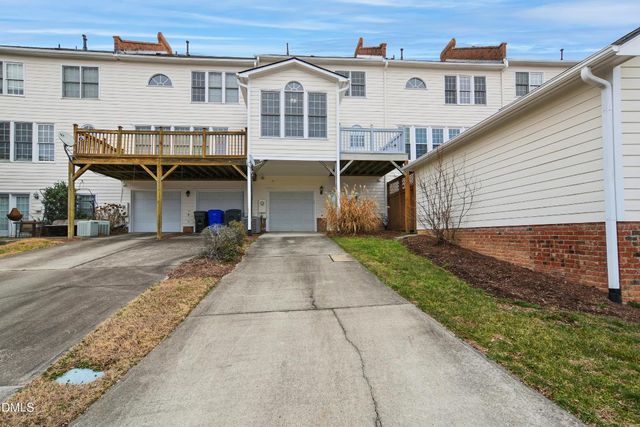 526 Copperline Drive, Chapel Hill, NC 27516