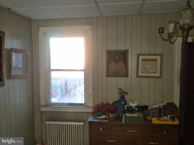 3302 W FRANKLIN ST, Baltimore, MD 21229