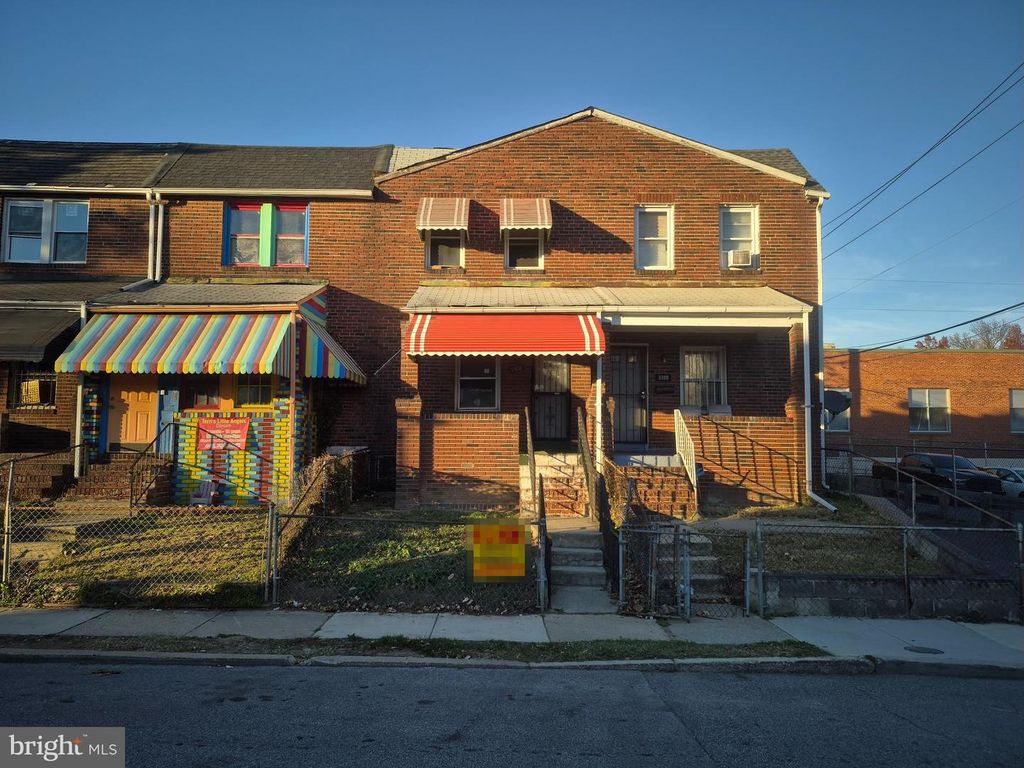 3302 W FRANKLIN ST, Baltimore, MD 21229