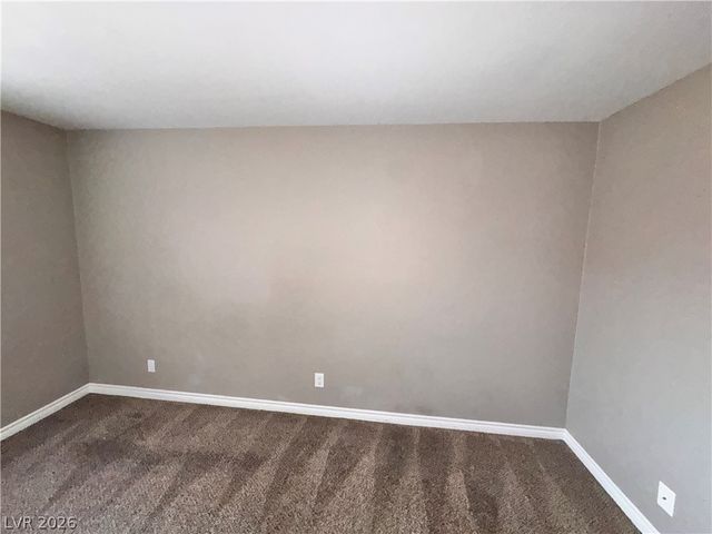 4450 Sandy River Drive 90, Las Vegas, NV 89103