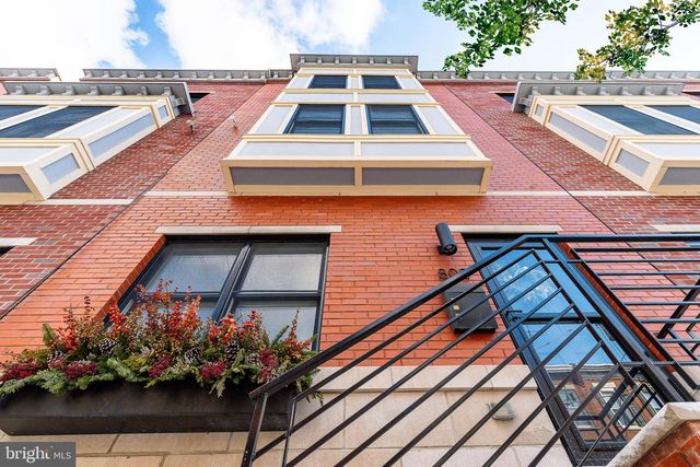 805 N LECOUNT ST, Philadelphia, PA 19130